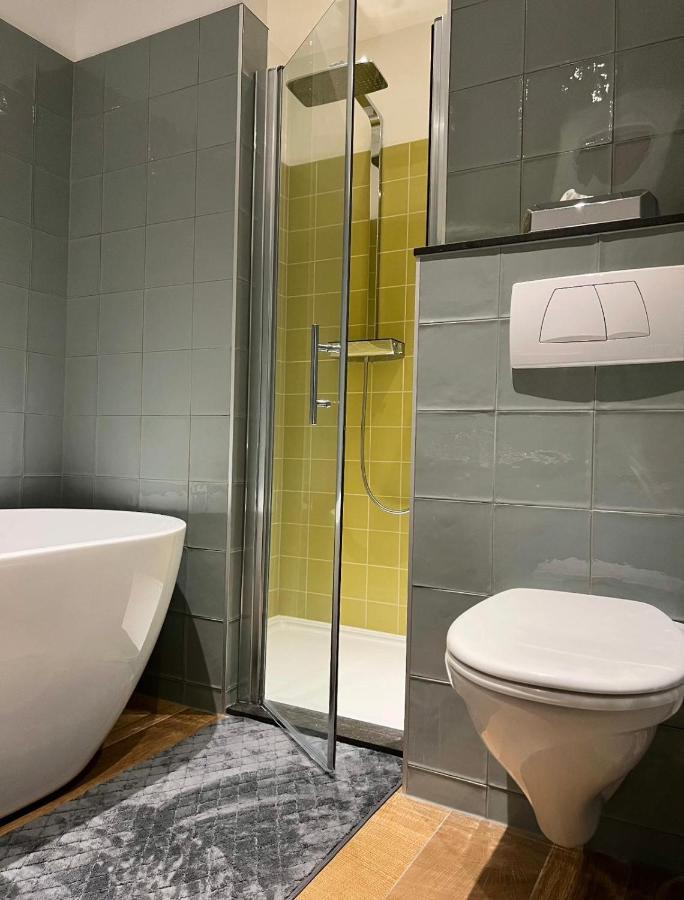 Logies Aan De Dam Hotel Middelburg Ngoại thất bức ảnh