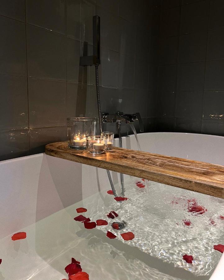 Logies Aan De Dam Hotel Middelburg Ngoại thất bức ảnh